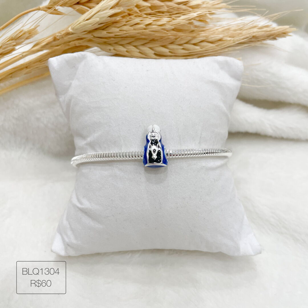 Berloque N. S. Aparecida Azul c/ Preto Passador Esmaltado Prateado